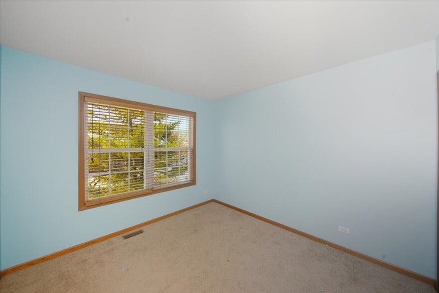 Building Photo - 118 Cambrian Ct