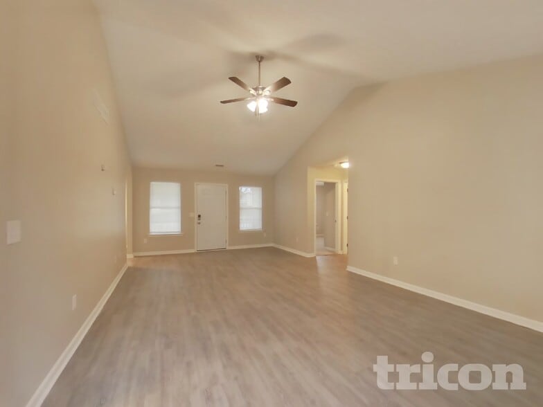 Building Photo - 3710 Michaels Creek Way