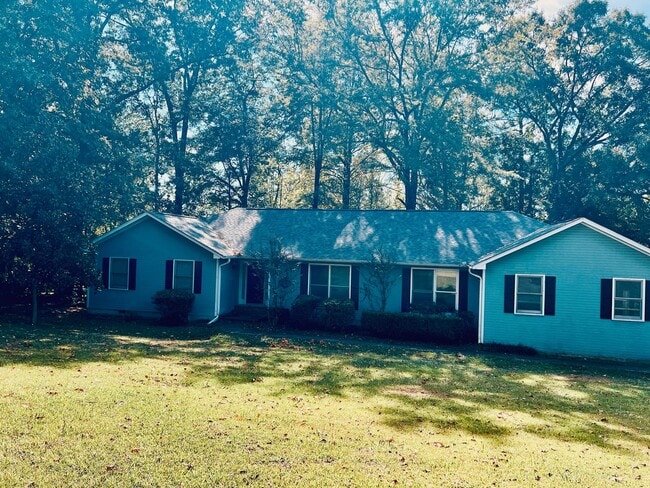 Building Photo - Northgate Home