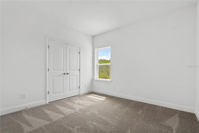 Building Photo - 14259 Kellogg Ave