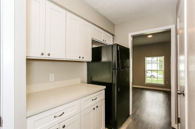 Building Photo - 1703 Willow Mill Dr