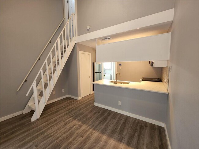 Building Photo - 2815 Rio Grande St