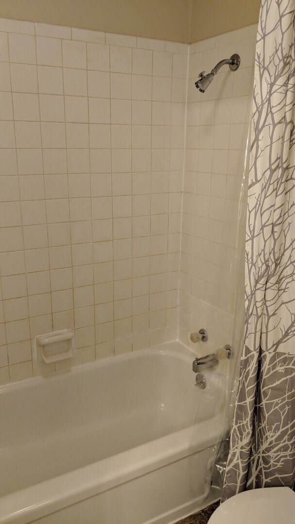 Building Photo - AUGUST 2026!!!  2 bedroom, 1.5 bath 2-story condo in Coralville