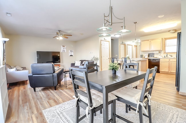 Building Photo - 3530 McLaughlin Dr