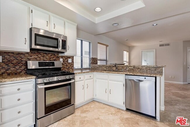 Building Photo - 26816 Cactus Trail