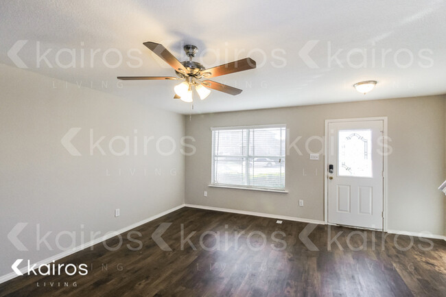 Building Photo - 1621 Vineridge Lane