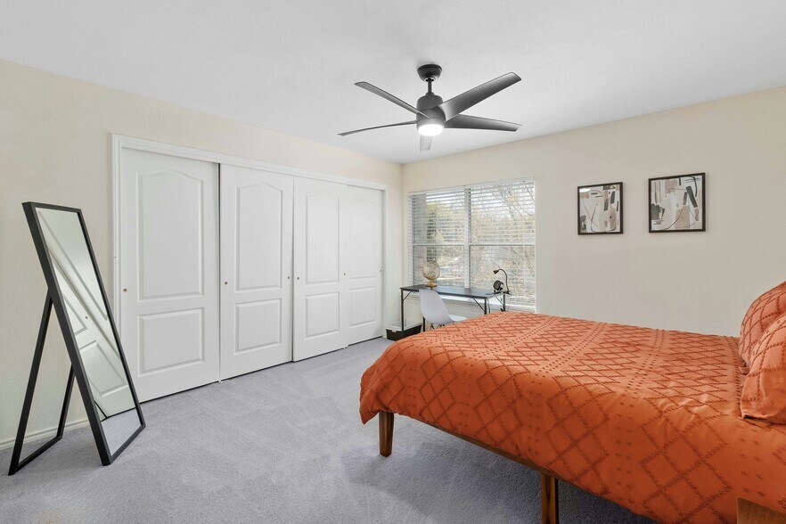 Building Photo - 8513 Kansas River Dr