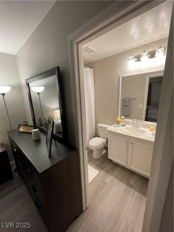 Building Photo - 2050 Towering Pines St