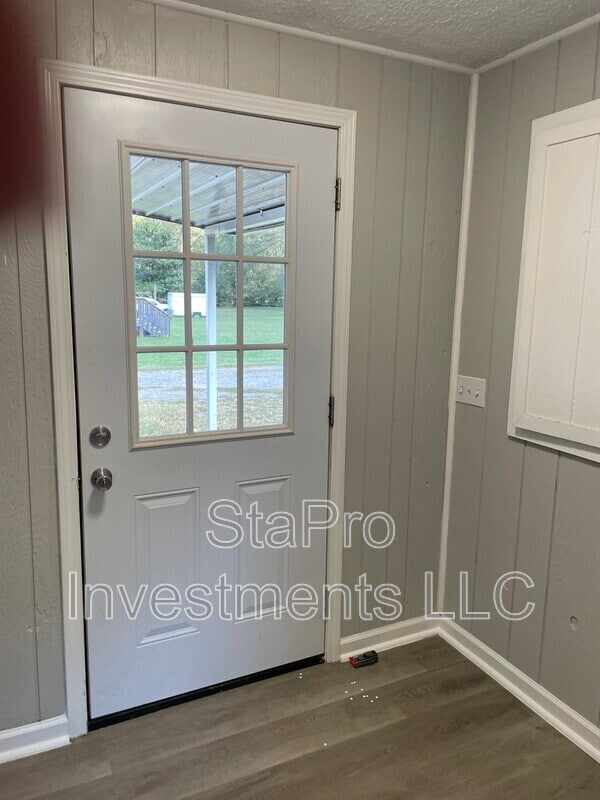 Building Photo - 122 Bellar Dr