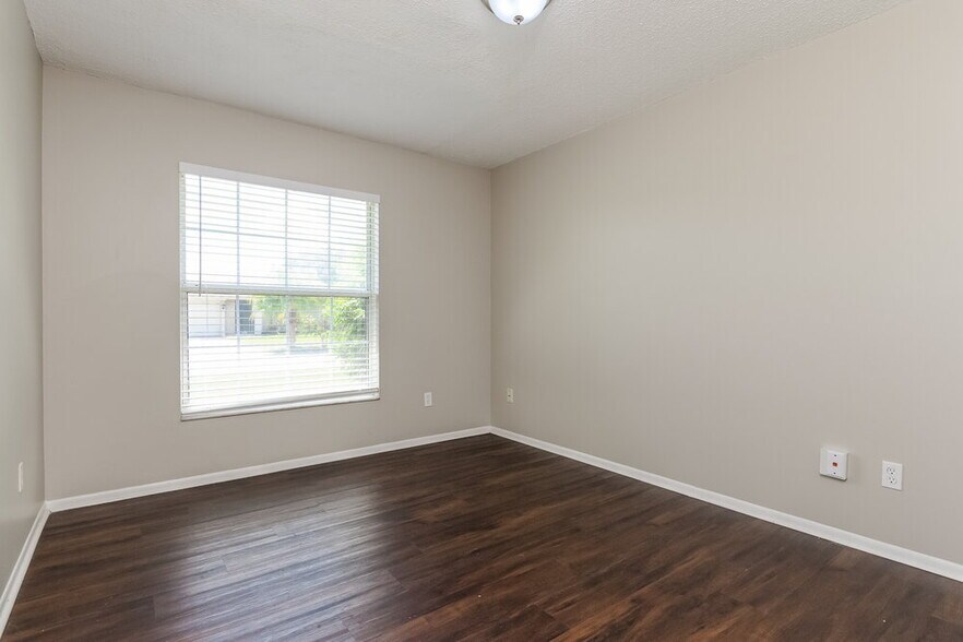 Building Photo - 2739 Sumba Ave