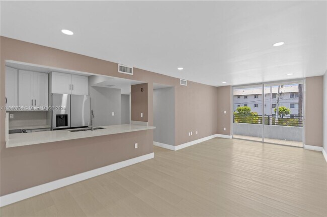 Building Photo - 8201 NW 8th St
