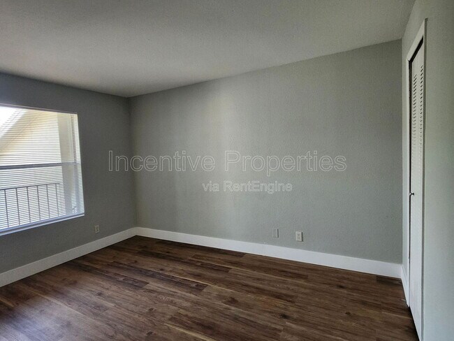 Building Photo - 4720 Walden Cir