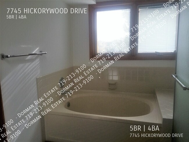 Building Photo - 7745 Hickorywood Dr