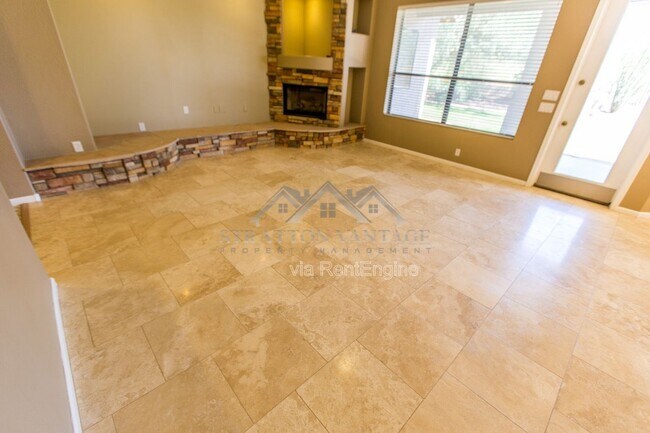 Building Photo - 26619 N 46th Pl