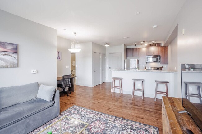 Building Photo - 132 Rosa Parks St