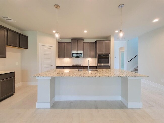 Building Photo - 23622 Iris Field Ct