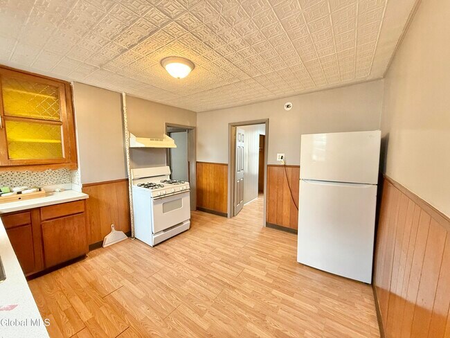 Building Photo - 1738 Van Vranken Ave.