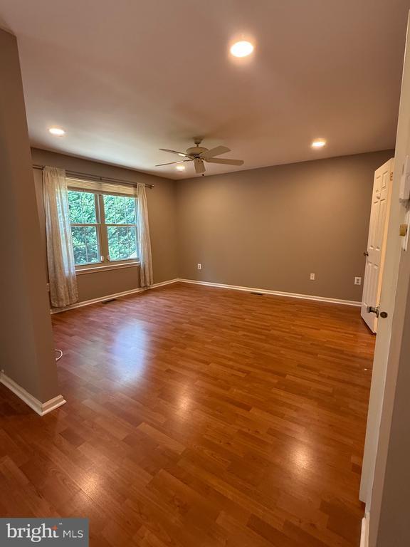 Building Photo - 39 Majestic Way