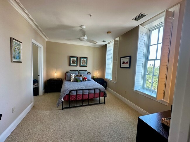 Building Photo - 1 BED | 1 BATH | DOWNTOWN CONDO | GARAGE P...