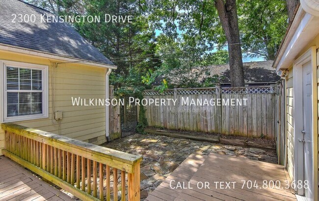 Building Photo - 2300 Kensington Dr