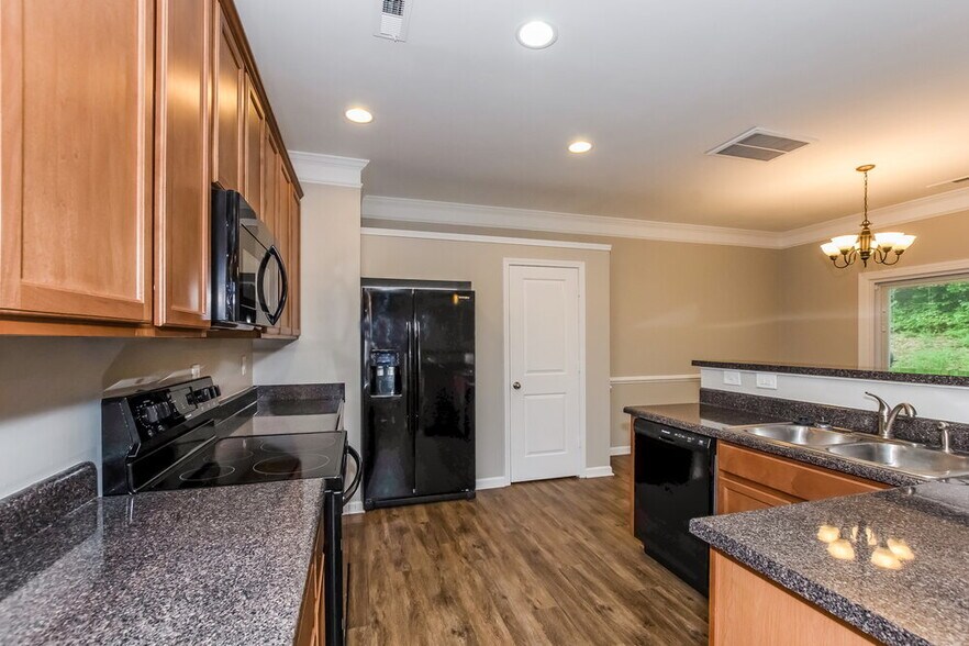 Building Photo - 4855 Belmar Pl Rd