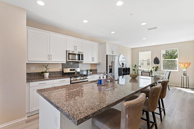 Building Photo - 9548 Greenley Pl