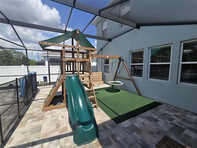 Building Photo - 10912 Honor Rd