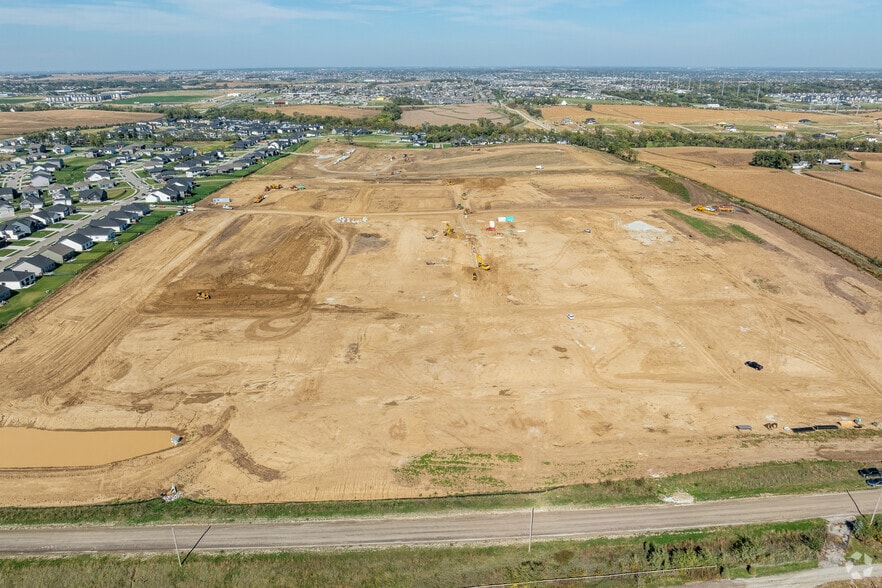 Building Photo - Teal Ridge Village