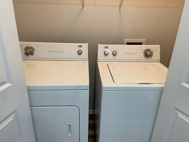 Building Photo - Condominium in Academy Commons