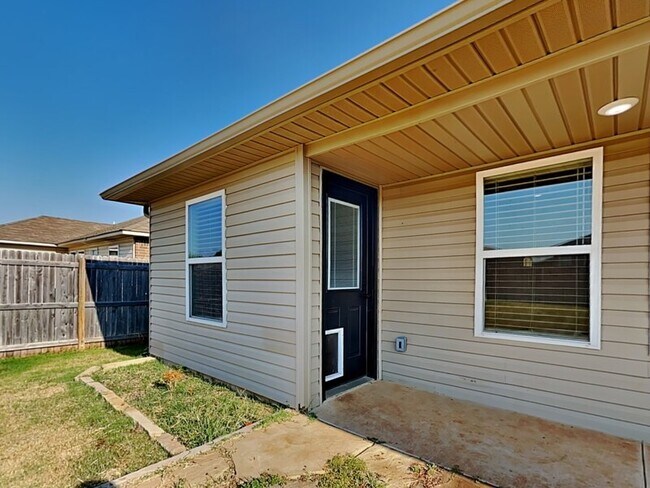 Building Photo - 11108 NW 99th St