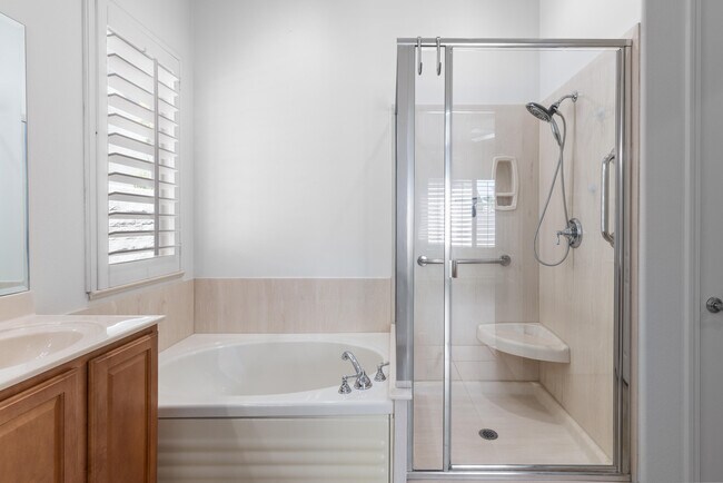 Building Photo - 40378 Corte San Carlos