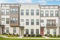 Building Photo - 2048 Holtz Ln
