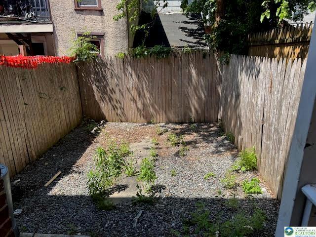 Building Photo - 208 Ridge Ave