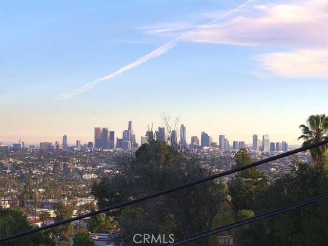 Building Photo - 4749 Bonvue Ave