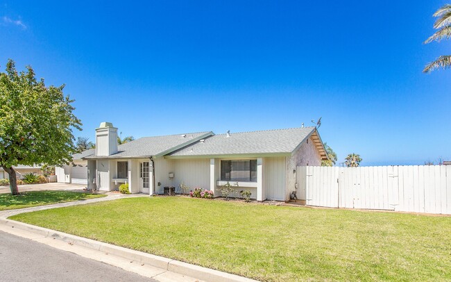 Building Photo - Wonderful Fire Mountain Home