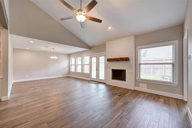 Building Photo - 2234 Kinbrook Dr