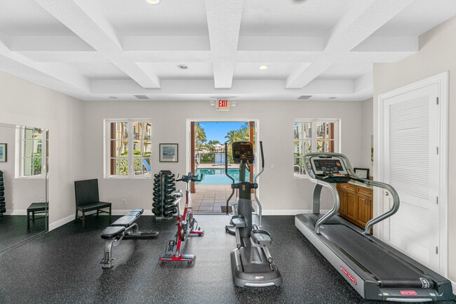 Building Photo - 809 Estancia Wy