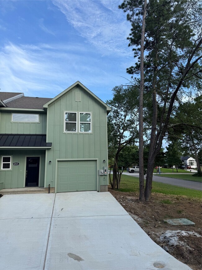 Building Photo - 12869 Andromeda Ct