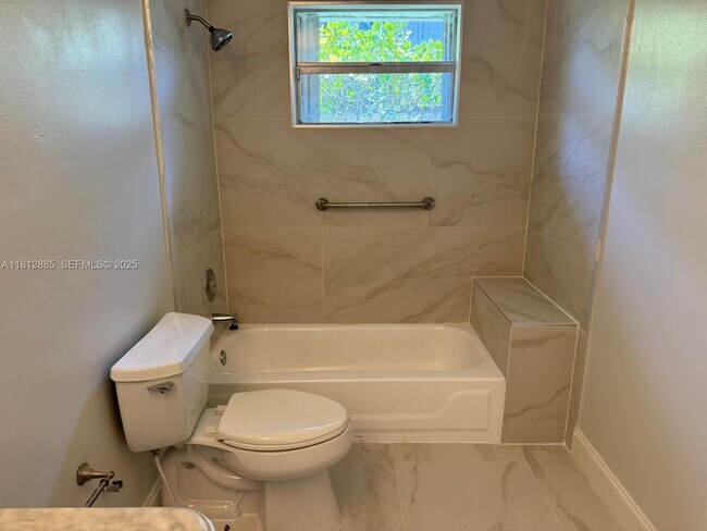 Building Photo - 1651 Van Buren St