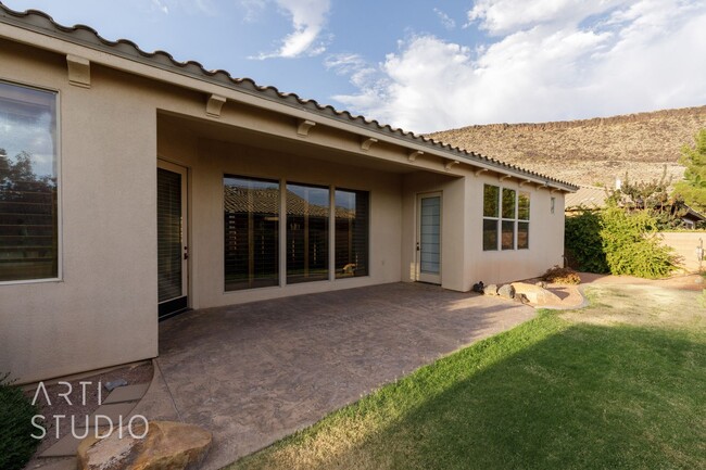 Building Photo - Beautiful 4 bedroom In  St. George , Utah