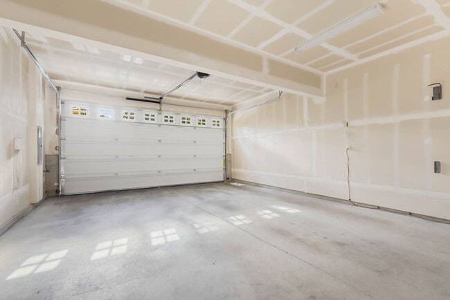 Building Photo - 11722 NE 112th St