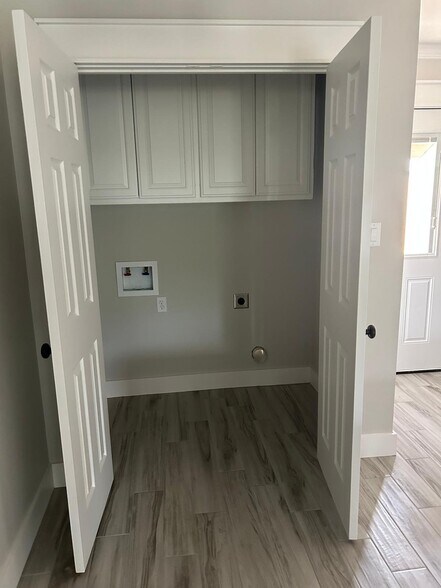 Building Photo - 3991 Byrd Ln