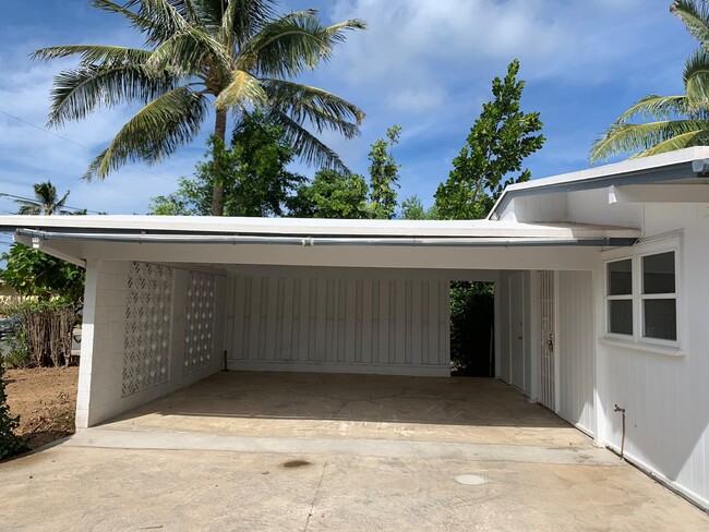Building Photo - Kailua- Updated 3 bedroom 2 bath beautiful...