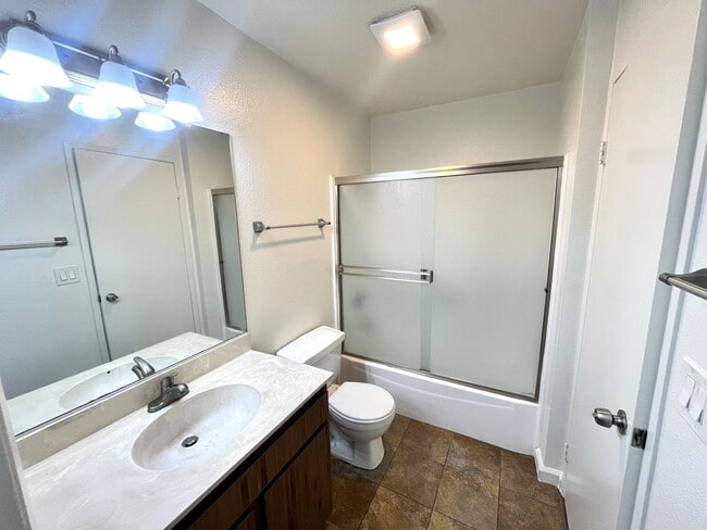 Building Photo - Mission Valley- Centrally Located Condo with AC, Private Patio and Parking.