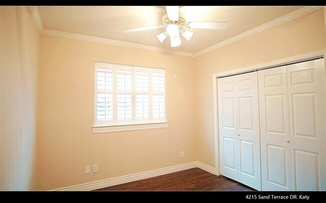 Building Photo - 4215 Sand Terrace Dr
