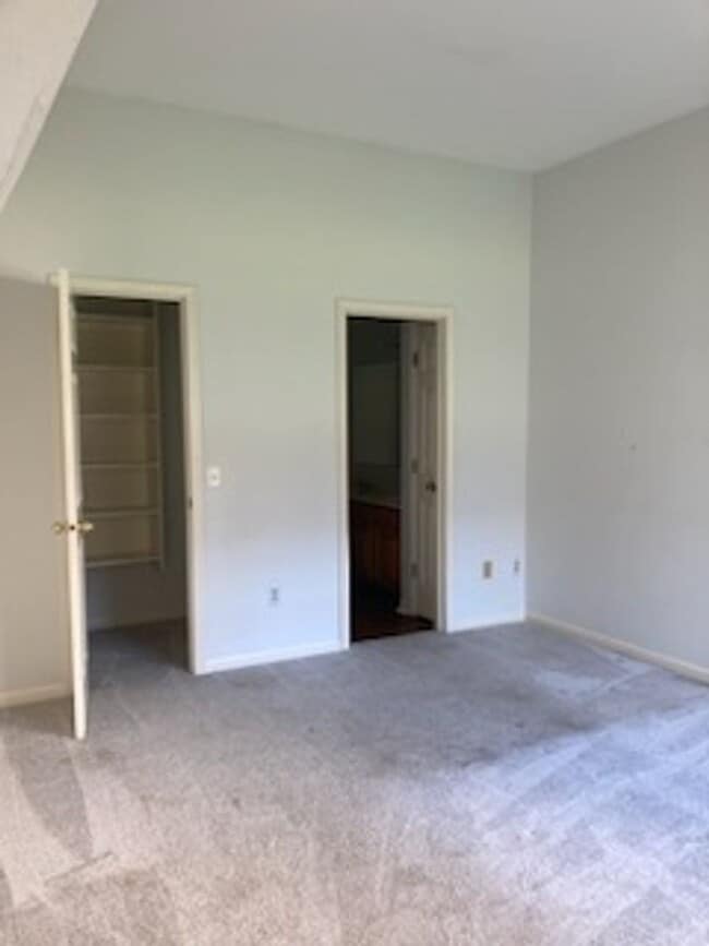 Building Photo - Spacious Washington Township Two Bedroom Ranch Near 86th and Ditch Rd - COMING SOON
