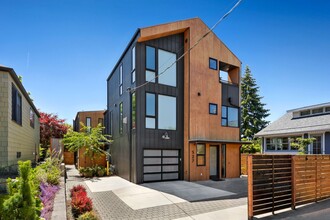 Building Photo - 2bd/1.5ba Seattle Condo
