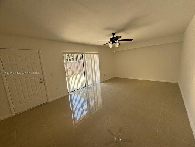 Building Photo - 719 Mill Valley Pl