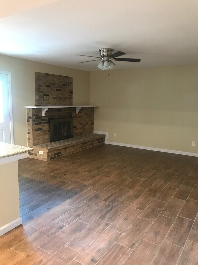 Building Photo - 2505 Cherry Blossom Ln
