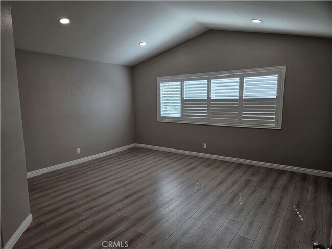 Building Photo - 2071 Seminole